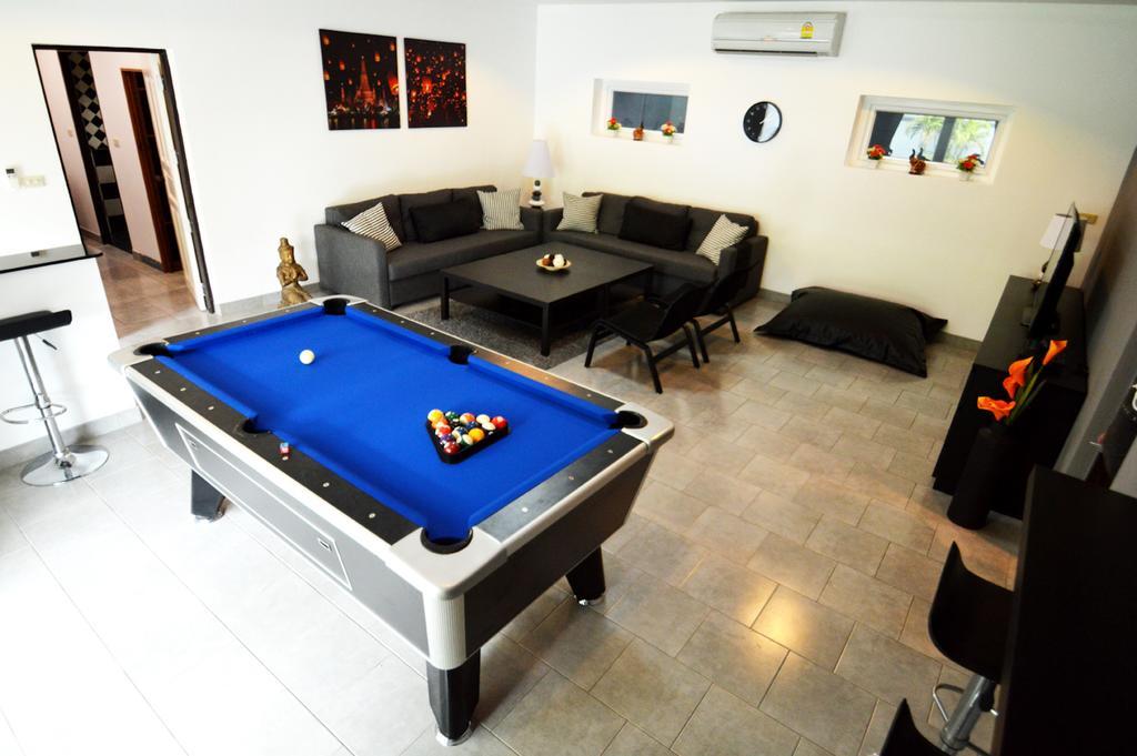 Ruamchok Ocean View Apartment Pattaya Exterior foto