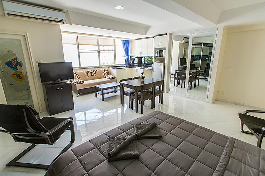 Ruamchok Ocean View Apartment Pattaya Exterior foto